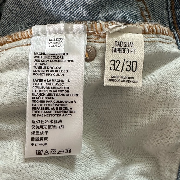 Urban Outfitters BDG Dad Slim Tapered Fit Jeans - Picture 6 of 6